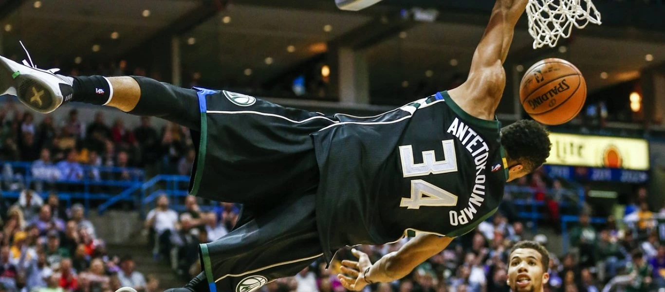 «Μαγικός» Γ.Αντετοκούνμπο: Πέτυχε 28 πόντους και πανηγύρισε τη νίκη κόντρα στους Μπουλς (βίντεο)